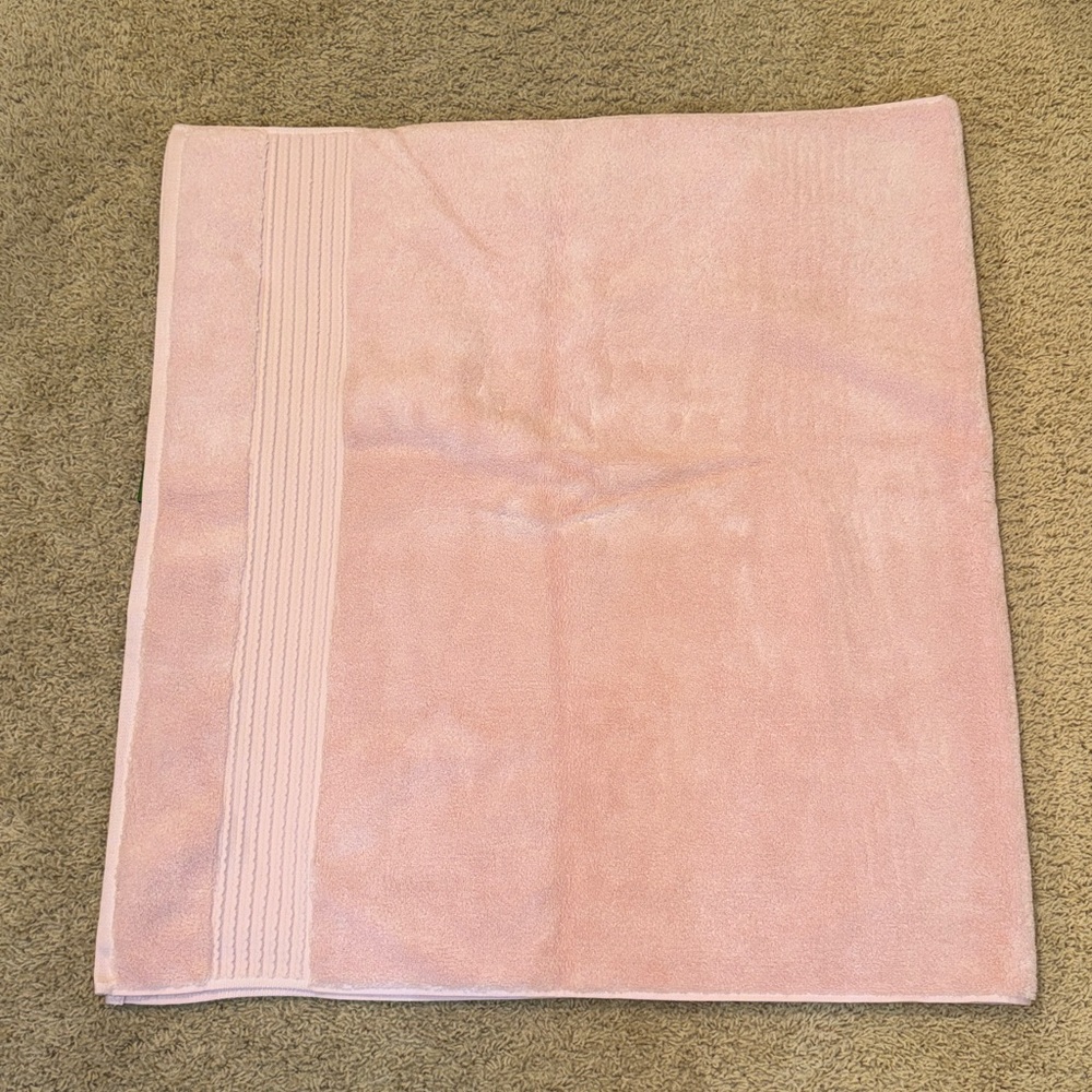 kate spade Soft Pink Bath Towel - Picture 6 of 12